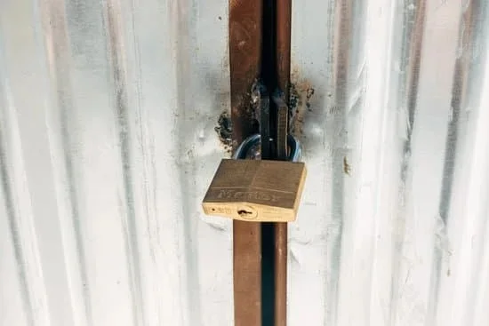 Look After Your Home With These Outstanding Home Security Tips