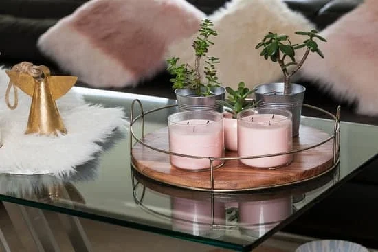Step-by-step guide on how to decorate a rental home with style and personality