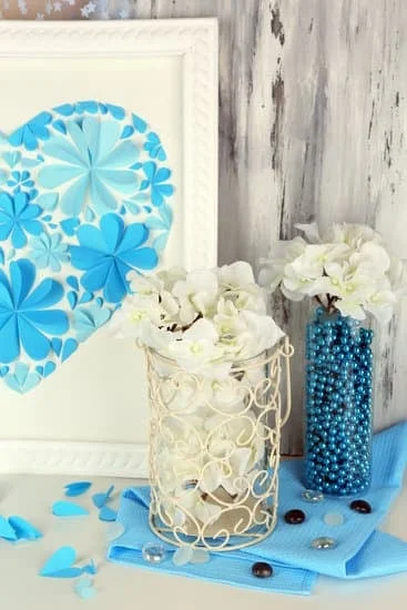 How to decorate a small mobile home: maximizing space and style
