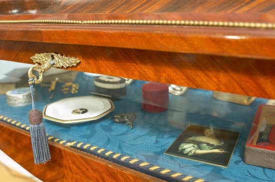 How to Decorate Dining Table at Home 1 How to decorate dining table at home: step-by-step guide for stunning table arrangements