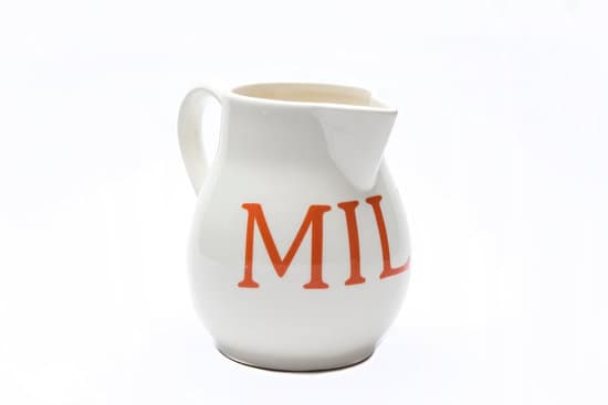 Step-by-step guide on how to decorate your home for a wedding in style