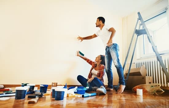 Step-by-step guide on how to hire a professional decorator for your vacation rental home