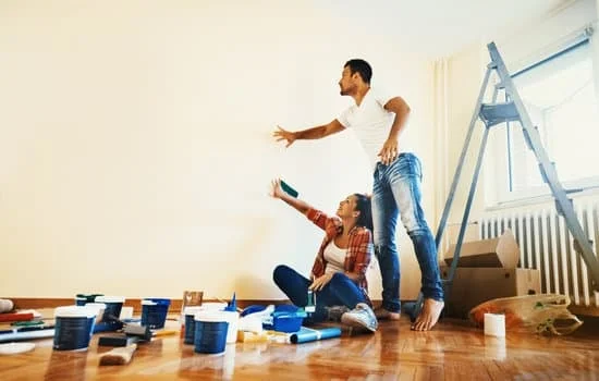 Step-by-step guide on how to hire a professional decorator for your vacation rental home