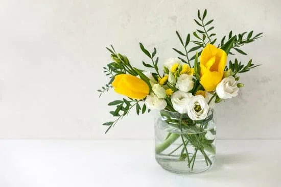 Step-by-step guide on decorating your home for a wedding reception: How to Decorate Your Home for a Wedding Reception