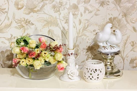 Who Makes Home Decorators Collection Carpet: Quality Carpets from Trusted Manufacturers