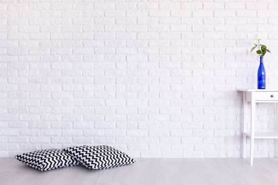 What's in style for home decor: modern rustic, minimalism, and bohemian chic