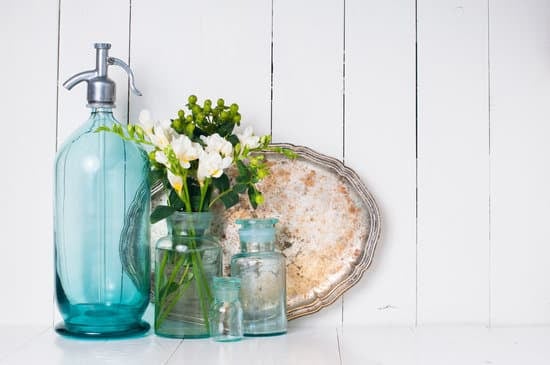 Step-by-Step Guide: How to Decorate a Home Office Space for Productivity and Style