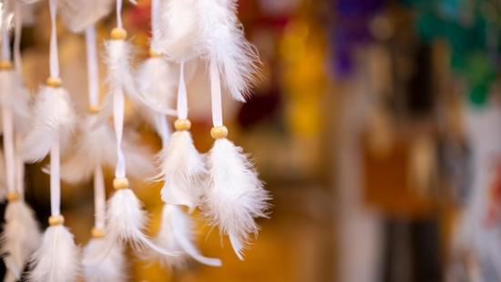 Step-by-step guide on how to decorate phone covers at home using simple materials and creative designs