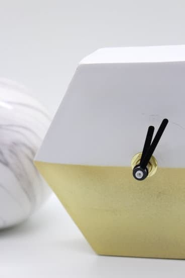 Who Makes Home Decorators Fans 1 Home Decorators Fans: Craftsmen at Work