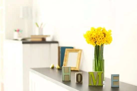 Step-by-step guide: How to start a wedding decorating business from home