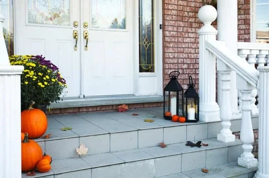 DIY Home Decorators Haven: For all your decorating needs, visit our specialized store today