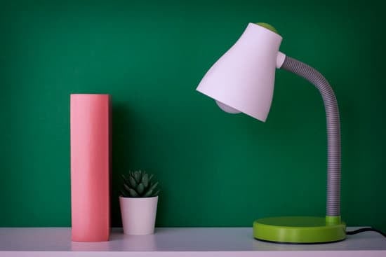 Return home decorators to Home Depot: floral rug, lighting fixture, and wall art