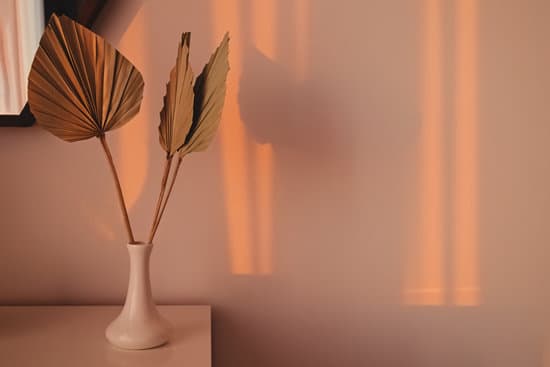 Maximizing productivity with deductible home office decorations: Are Home Office Decorations Tax Deductible