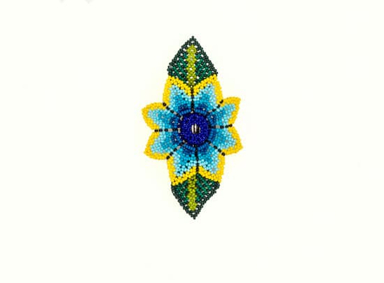 A&B Homes AV42532 Wall Decor - Elegant metal wall art for stylish home decor