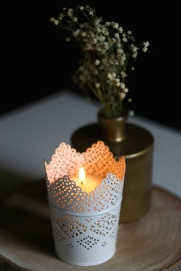 College student shopping for home decor on a budget