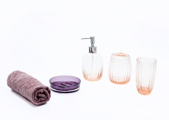 Learn steps to become a successful home decor saler in the industry. Get started today