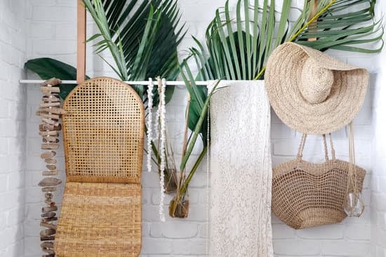 Home decorator purchasing materials at cost for interior design projects