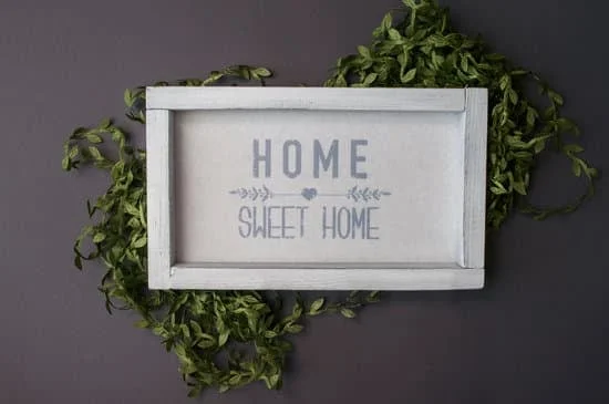 Step-by-step guide on how to create a color palette for home decor
