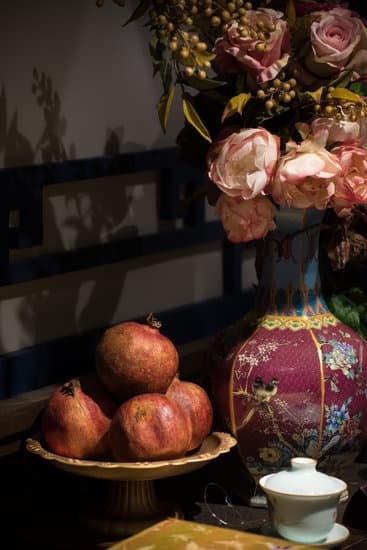 DIY bridal shower decorations and ideas