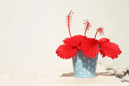 simple step-by-step instructions for beautiful Easter creations