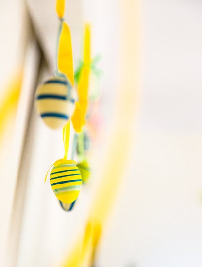 Transform your living space with our guide on how to decorate home with plants