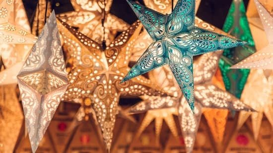 Step-by-step guide on how to decorate a gazebo at home, including DIY ideas and tips