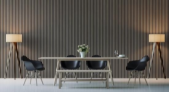 Traditional fireplace mantle with vintage décor, how to decorate an older home mantle