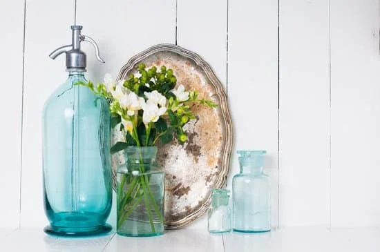 Step-by-step guide on how to decorate fish tank at home in Tamil