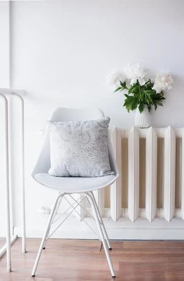 Step-by-step guide on how to decorate a home and care for children