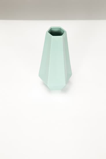 How to decorate home for Christmas with no windows