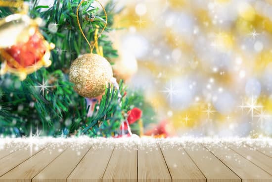 Step-by-Step Guide on How to Decorate Home During Christmas