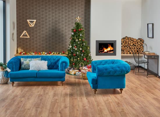 Elegant vintage decor and floral arrangements for home decoration