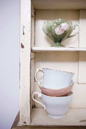 How to incorporate bamboo sticks for a contemporary home decor