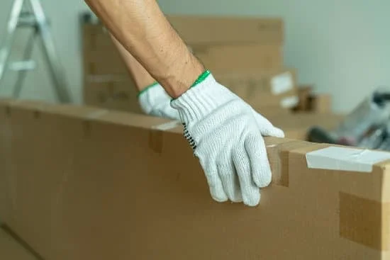 How to decorate a home built in 1919