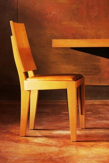Tips for Rustic Accents and Warm Color Palette