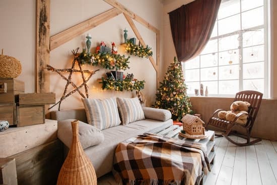 How to decorate your home with artificial flowers creatively