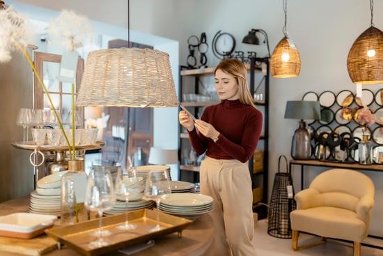 Modern tips and ideas on how to decorate my split level home stylishly