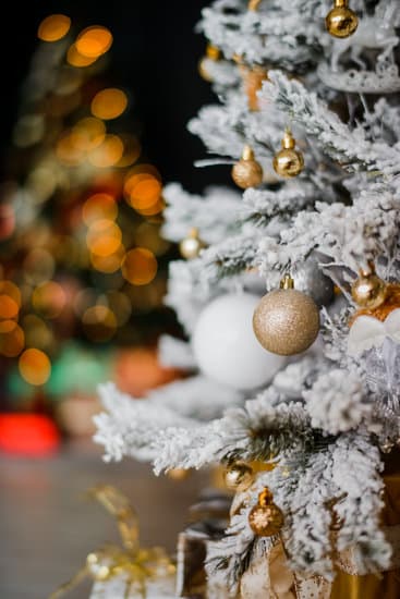 Festive wreath, twinkling lights, and cozy garland
