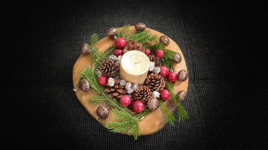 Step-by-step guide on how to decorate your home for Christmas festivities